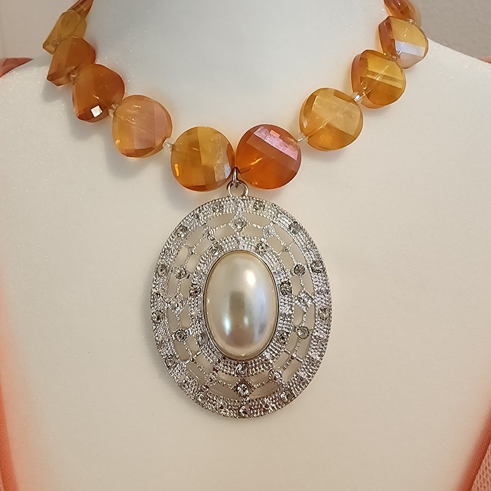 Necklace Elegance new